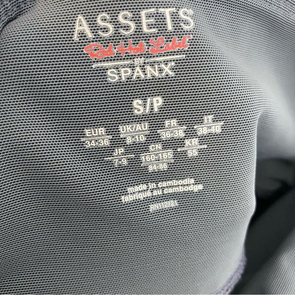 SPANX Assets Red Hot Label Structured Leggings Racing Stripe size S - Picture 8 of 8